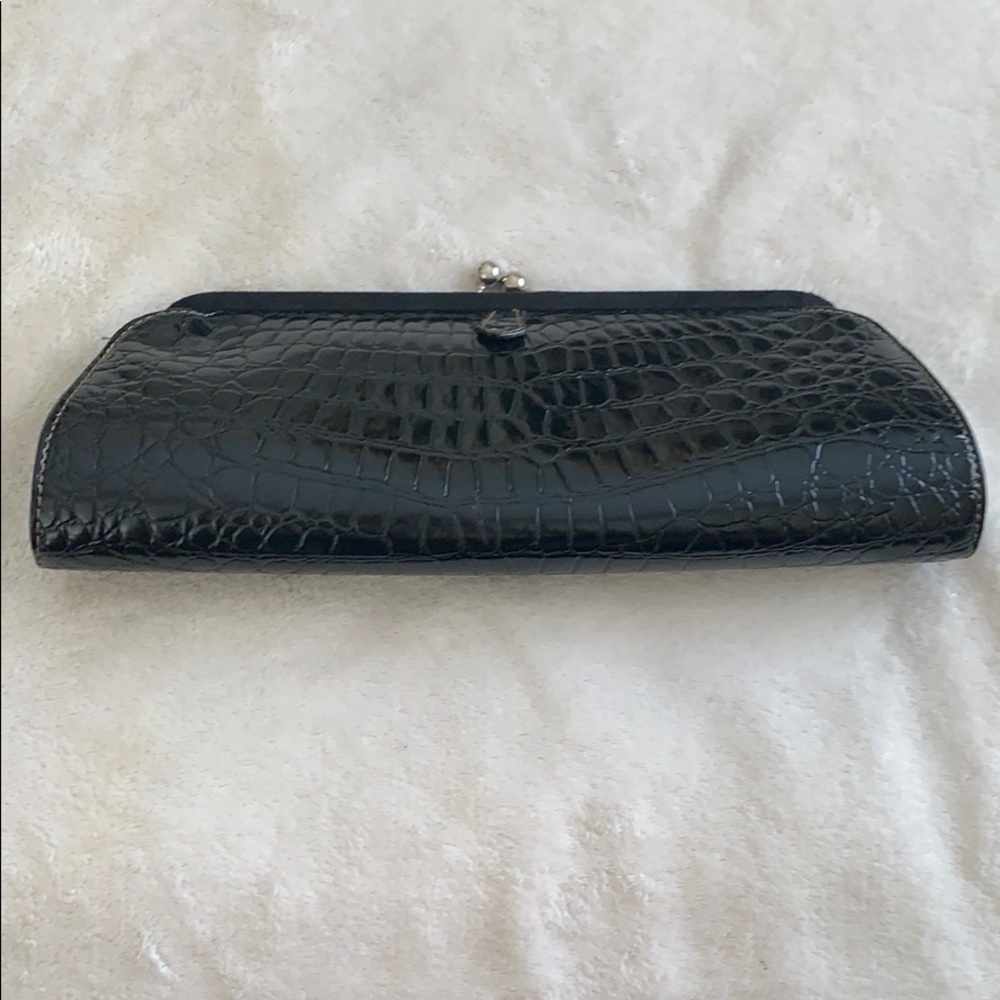 Black clutch.